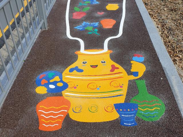 Creative school markings in South Korea