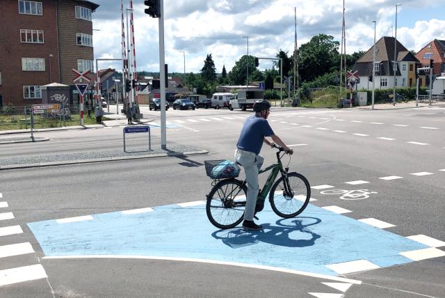 Road markings save lives