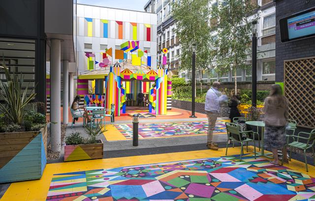 Healing colours at Sheffield Children’s Hospital with DecoMark 1