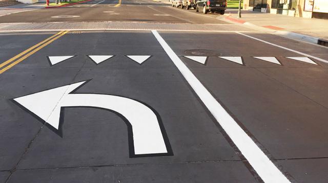 OPTATRAC contrast arrows and markings