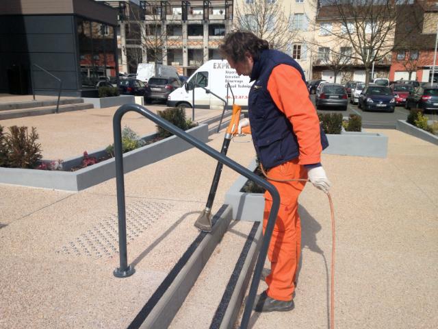 T grip anti slip product in adhesive or to be burned