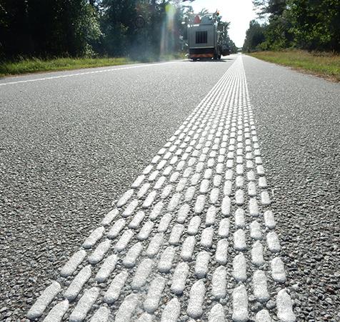 Example of LongDot thermoplastics road line