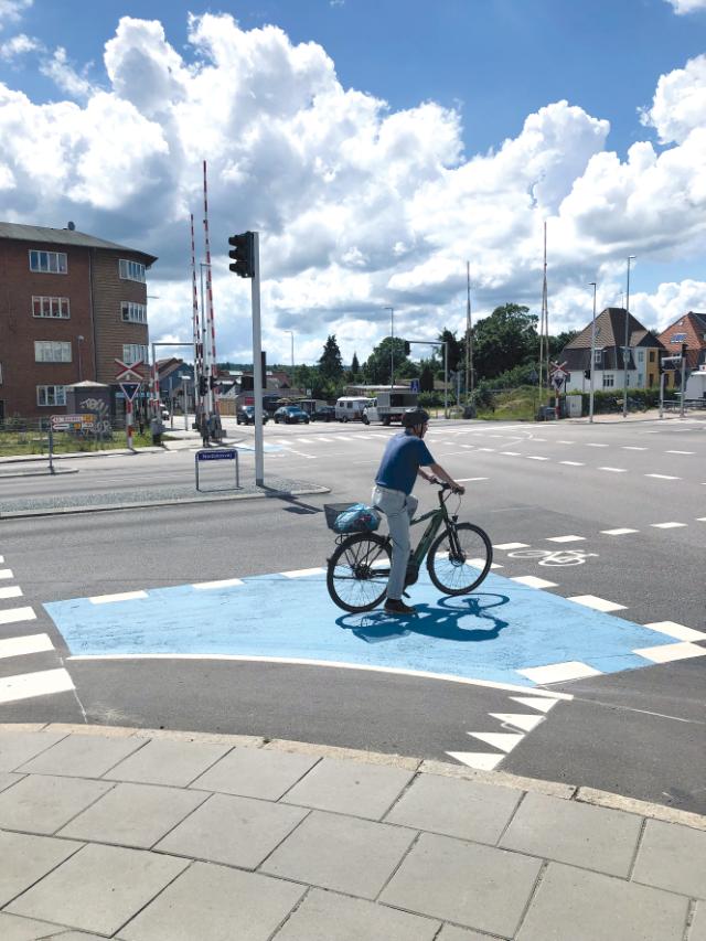 Vägen framåt med vägmarkeringar